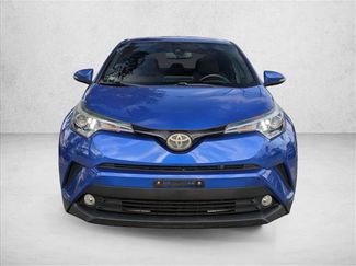 Used 2018 Toyota C-HR XLE video 2
