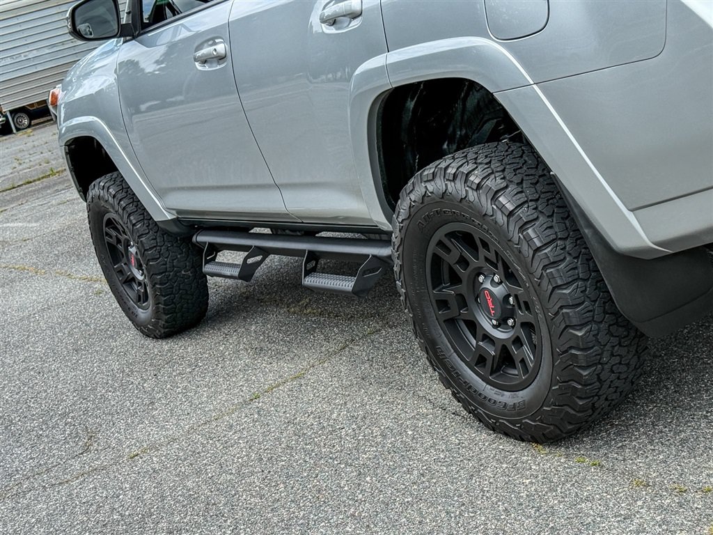 Used 2018 Toyota 4Runner TRD Off-Road Premium AWD/4WD image 22