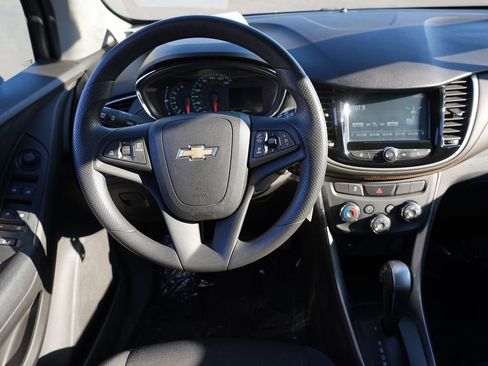 Used 2017 Chevrolet Trax LT image 20