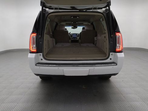 Used 2019 GMC Yukon XL Denali w/ Denali Ultimate Package image 29