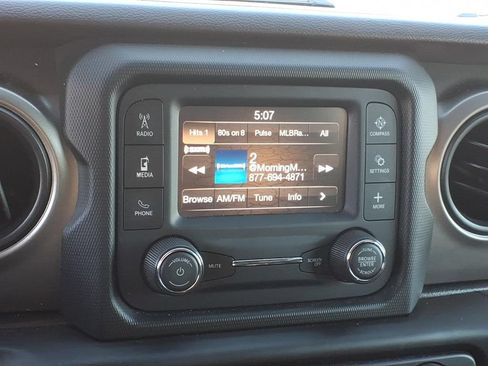 Used 2021 Jeep Wrangler Unlimited Sport AWD/4WD image 2