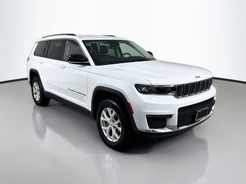Used 2023 Jeep Grand Cherokee L Limited AWD/4WD image 7