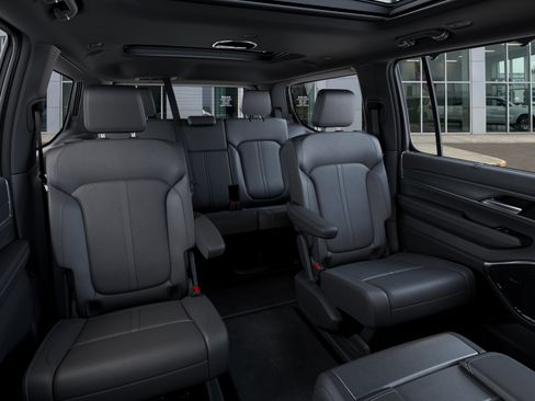 New 2026 Jeep Grand Wagoneer Limited AWD/4WD image 15