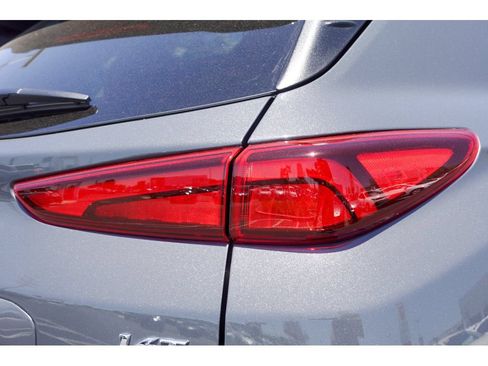 Used 2023 Hyundai Kona Limited FWD image 6