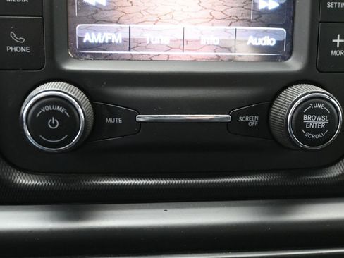 Used 2020 Jeep Gladiator Sport w/ Quick Order Package 24S image 21