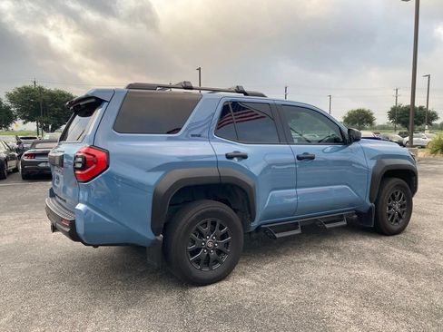 Used 2025 Toyota 4Runner SR5 RWD image 5