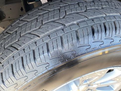 Used 2025 Chevrolet Silverado 1500 LT image 22