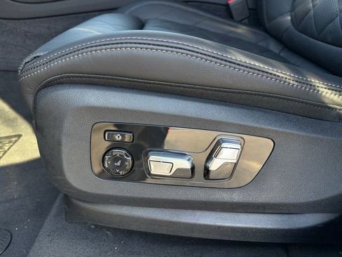 New 2026 BMW X7 xDrive40i AWD/4WD image 24