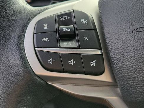 Certified 2021 Ford Explorer XLT w/ Equipment Group 202A image 23
