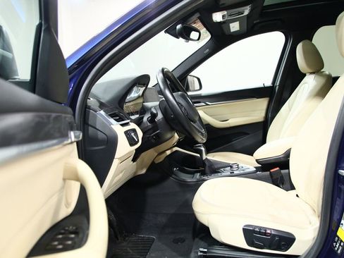 Used 2018 BMW X1 xDrive28i image 4