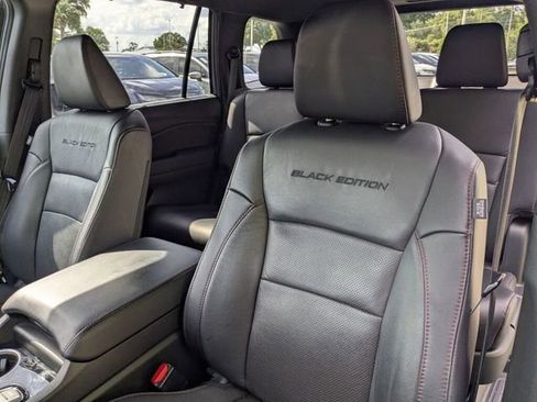 Certified 2024 Honda Passport Black Edition image 30