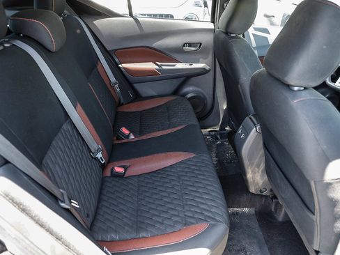 Used 2021 Nissan Kicks SR FWD image 17