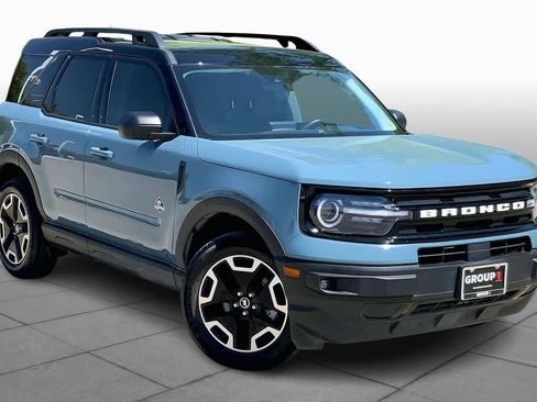 Used 2022 Ford Bronco Sport Outer Banks image 3