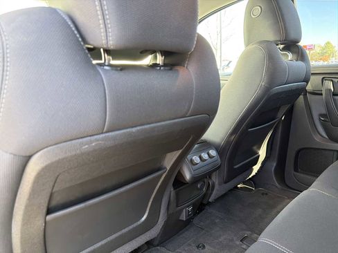 Used 2014 GMC Acadia SLE image 15