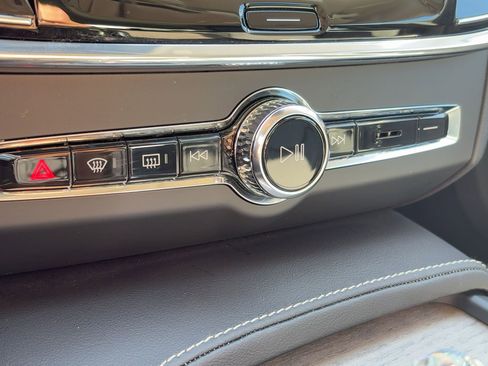 Used 2023 Volvo S90 B6 Ultimate image 24