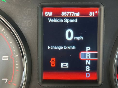 Used 2014 Dodge Charger SXT Plus RWD image 25
