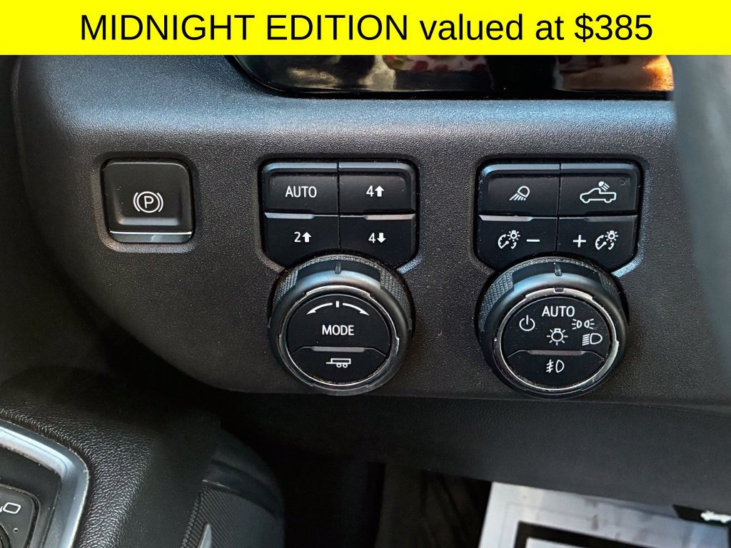 Used 2023 Chevrolet Silverado 1500 LT Trail Boss w/ LT Trail Boss Premium Package AWD/4WD image 9