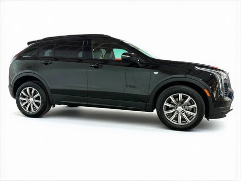 Certified 2023 Cadillac XT4 Sport image 8