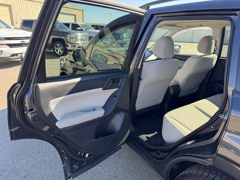 Used 2018 Subaru Forester 2.5i Premium w/ Popular Package #2A image 21