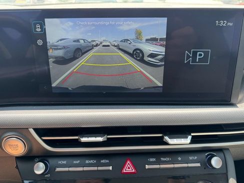 Used 2025 Hyundai Sonata SE FWD image 20