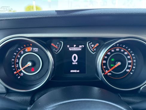 Used 2020 Jeep Wrangler Unlimited Sport w/ Cold Weather Group AWD/4WD image 18