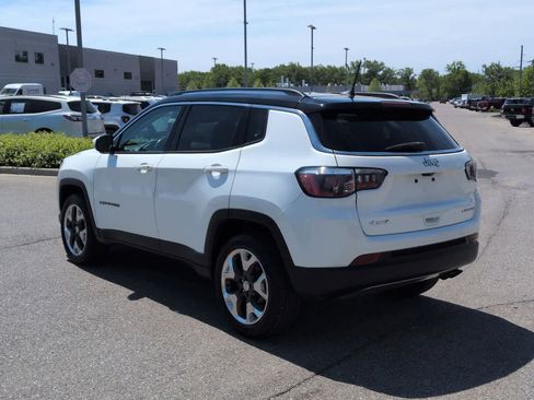 Used 2019 Jeep Compass Limited AWD/4WD image 6