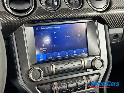 Used 2021 Ford Mustang Shelby GT500 w/ Technology Package RWD image 23