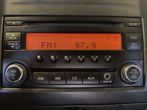 Used 2015 Nissan Versa Note S Plus FWD image 25