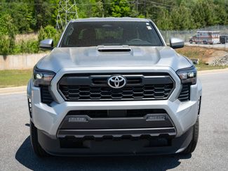 Used 2025 Toyota Tacoma TRD Sport AWD/4WD video 2