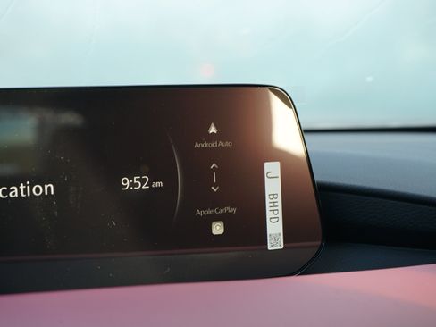 New 2026 MAZDA MAZDA3 Hatchback w/Premium Plus Pkg image 23