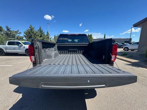 Used 2024 GMC Sierra 1500 Elevation w/ LPO, Elevation Black Package AWD/4WD image 12