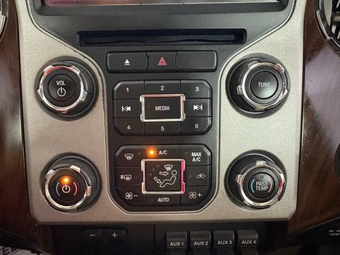 Used 2016 Ford F250 Lariat AWD/4WD image 26