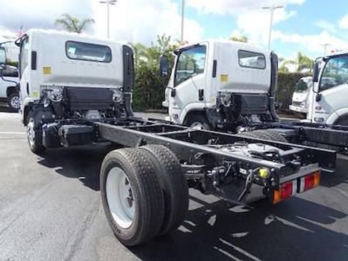 New 2024 Chevrolet Low Cab Forward 5500XD RWD image 2