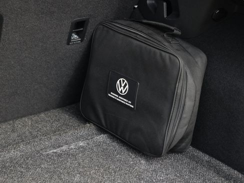 Used 2024 Volkswagen GTI SE FWD image 49