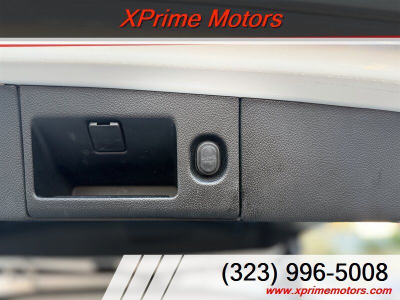 Used 2020 GMC Yukon XL SLT AWD/4WD image 14