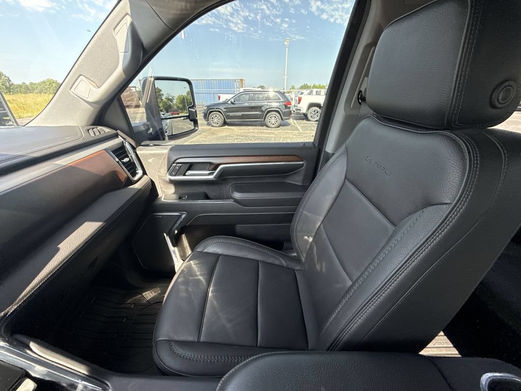 Certified 2024 GMC Sierra 2500 Denali w/ Denali Reserve Package AWD/4WD image 15