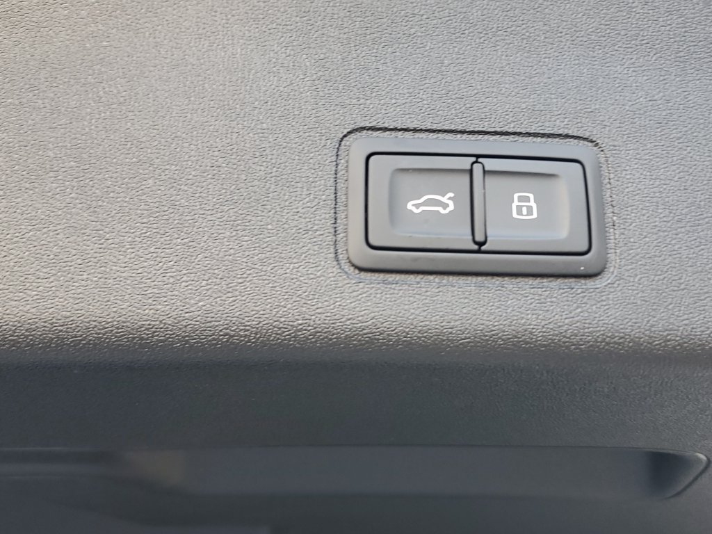 New 2026 Audi Q3 quattro 2.0T AWD/4WD image 15