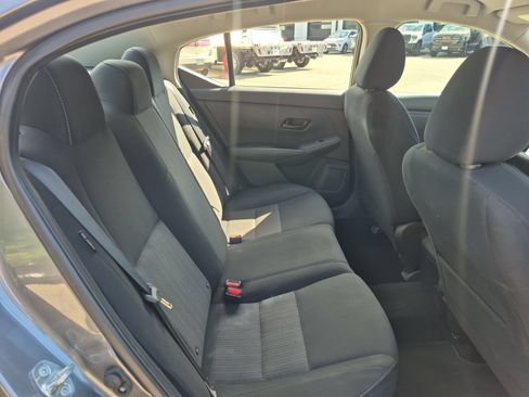 Used 2024 Nissan Sentra SV FWD image 26