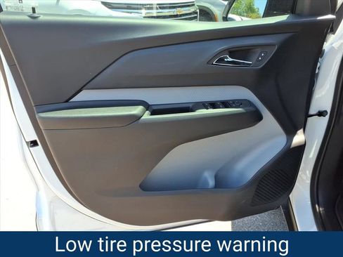 New 2027 Chevrolet Bolt LT w/ Comfort Package FWD image 19