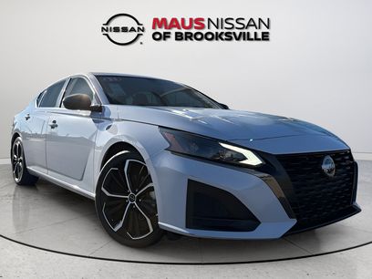Used 2023 Nissan Altima 2.5 SR w/ SR Premium Package