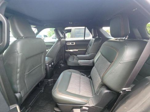 Used 2023 Ford Explorer Timberline w/ Timberline Technology Package AWD/4WD image 7