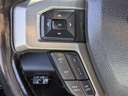 Used 2022 Ford F450 Platinum w/ FX4 Off-Road Package AWD/4WD image 26
