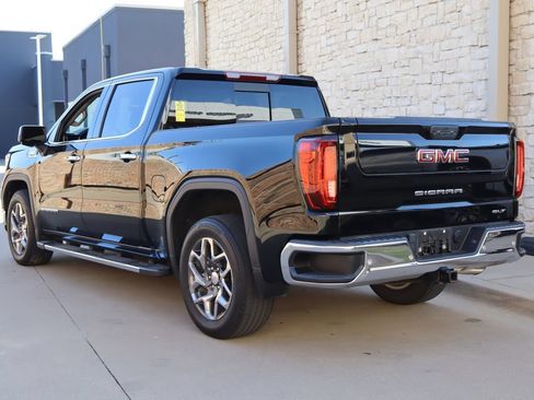 Used 2024 GMC Sierra 1500 SLT RWD image 3