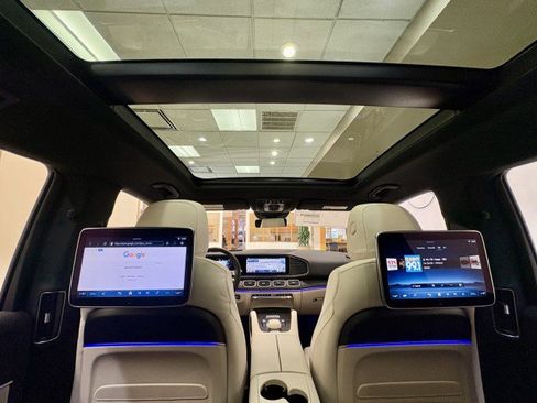 New 2026 Mercedes-Benz GLS 63 AMG 4MATIC image 28