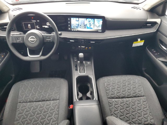 Certified 2026 Nissan Kicks SV FWD image 3