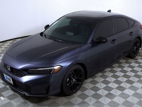 Certified 2025 Honda Civic Sport image 3