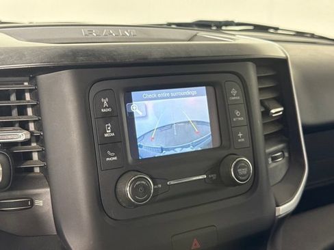 Used 2019 RAM 1500 Big Horn AWD/4WD image 23