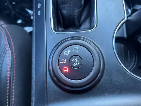 Used 2018 Ford Explorer Sport image 30