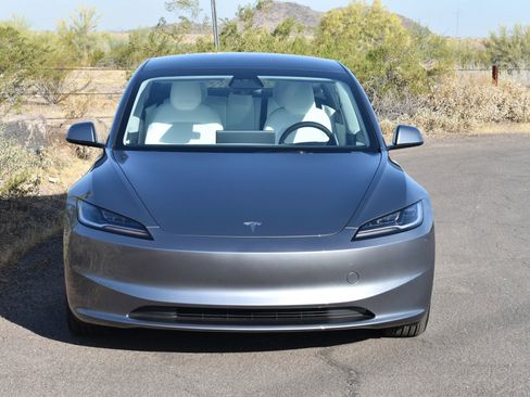 Used 2025 Tesla Model 3 Long Range image 2