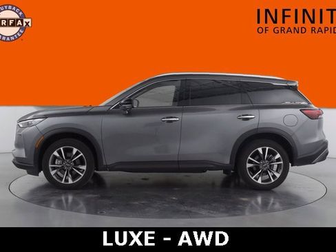 Used 2023 INFINITI QX60 Luxe image 4